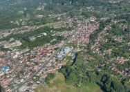 Kapolda Raiu pantau arus lalu lintas dari udara jelang arus balik dan arus lalu lintas menuju tempat wisata*April 2, 2025 Kapolda Raiu pantau arus lalu lintas dari udara jelang arus balik dan arus lalu lintas menuju tempat wisata*April 2, 2025